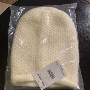 *NWT* Free People beanie